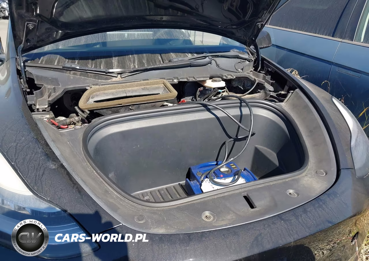 2021 Tesla Model Y Long Range VIN:5YJYGDEE0MF105400 - 10