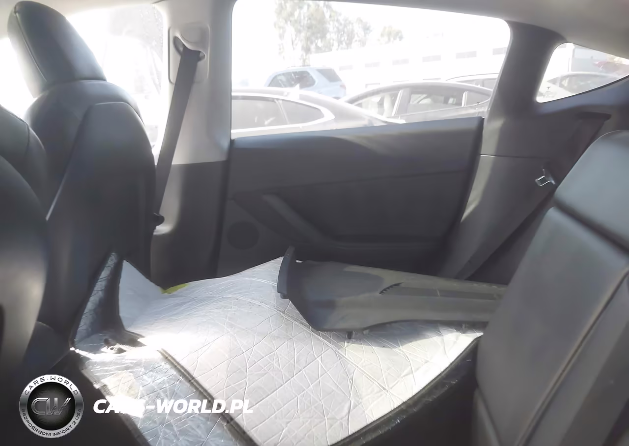 2021 Tesla Model Y Long Range VIN:5YJYGDEE0MF105400 - 20