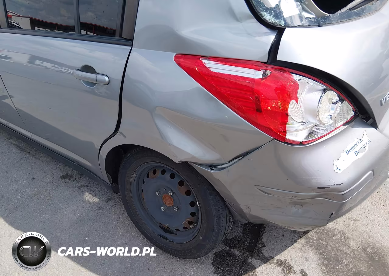 2011 Nissan Versa 1.8S VIN:3N1BC1CPXBL414295 - 12