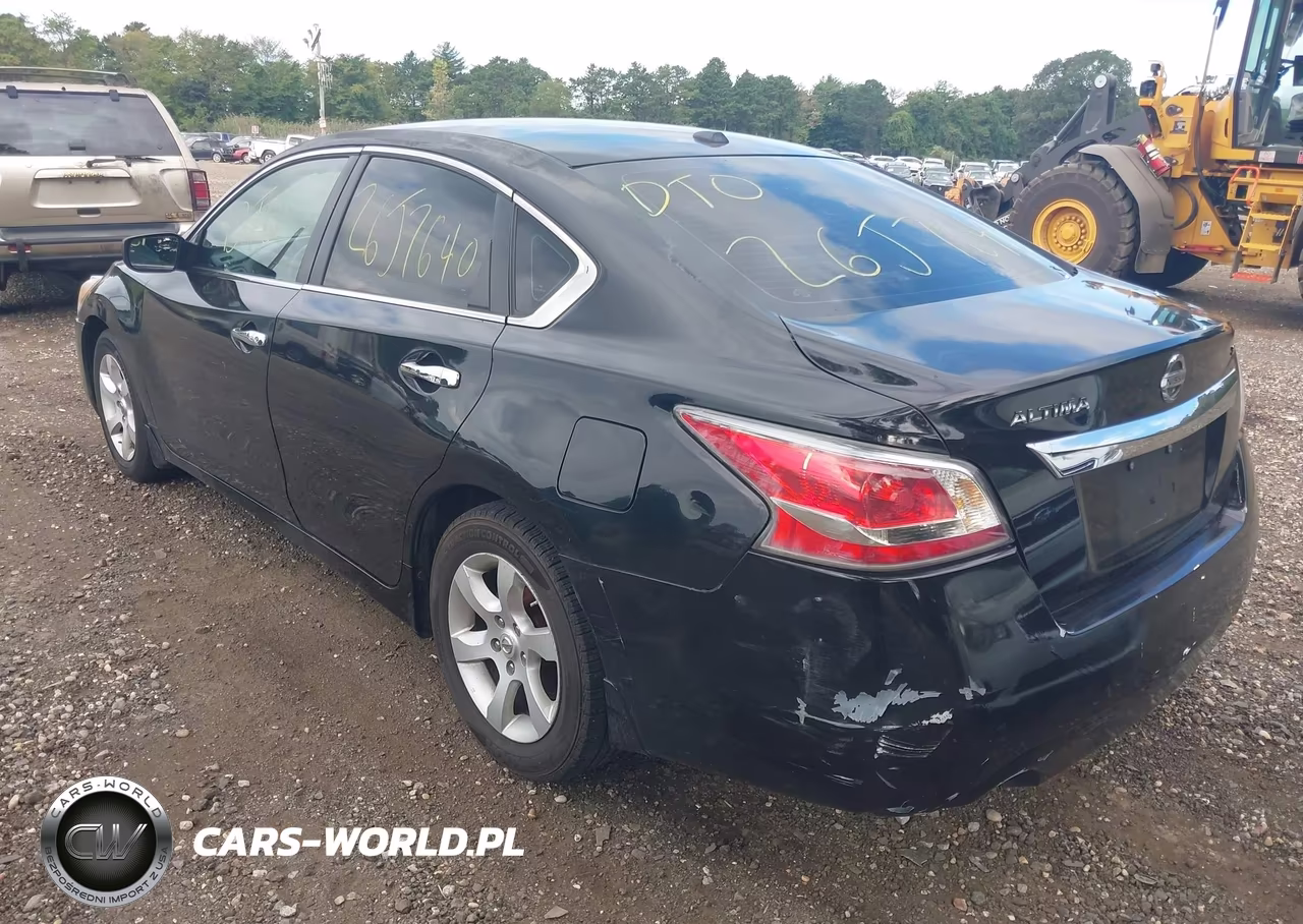 2015 Nissan Altima 2.5 S VIN:1N4AL3AP3FN309312 - 3