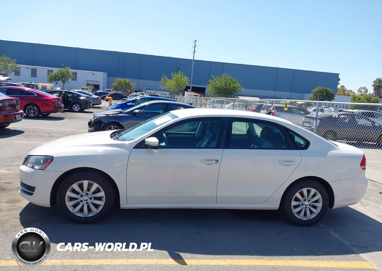 2014 Volkswagen Passat 1.8T Wolfsburg Edition VIN:1VWAT7A38EC027138 - 14