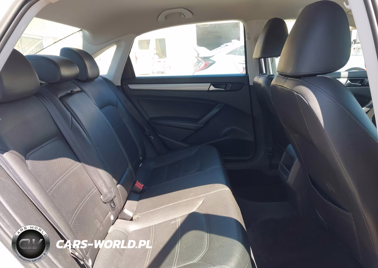 2014 Volkswagen Passat 1.8T Wolfsburg Edition VIN:1VWAT7A38EC027138 - 8