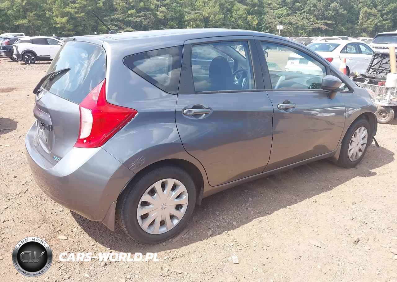 2016 Nissan Versa Note S Plus VIN:3N1CE2CP5GL396722 - 4
