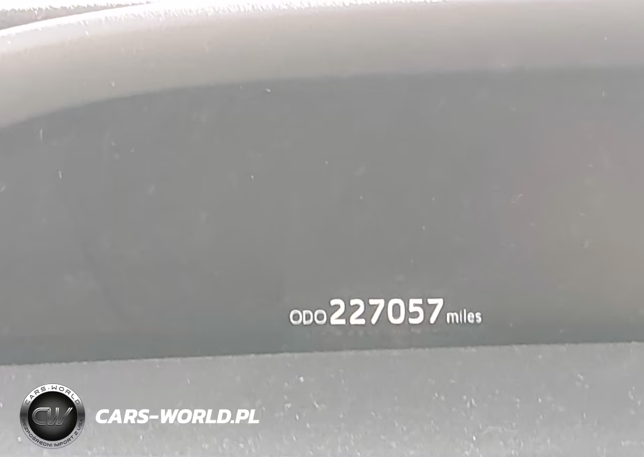 2016 Toyota Prius Two VIN:JTDKBRFU4G3514394 - 14