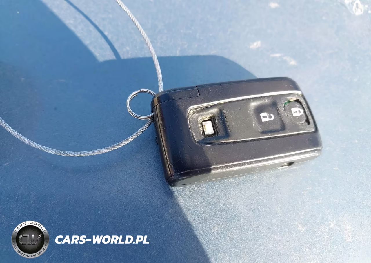 2008 Toyota Prius Touring VIN:JTDKB20U387710871 - 11