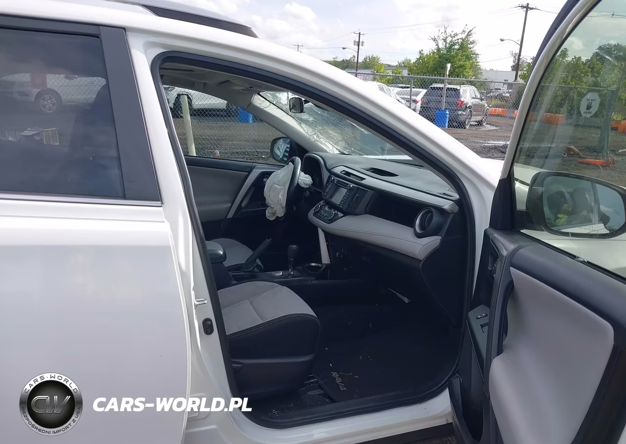 2018 Toyota Rav4 Xle VIN:JTMWFREV8JJ728324 - 5