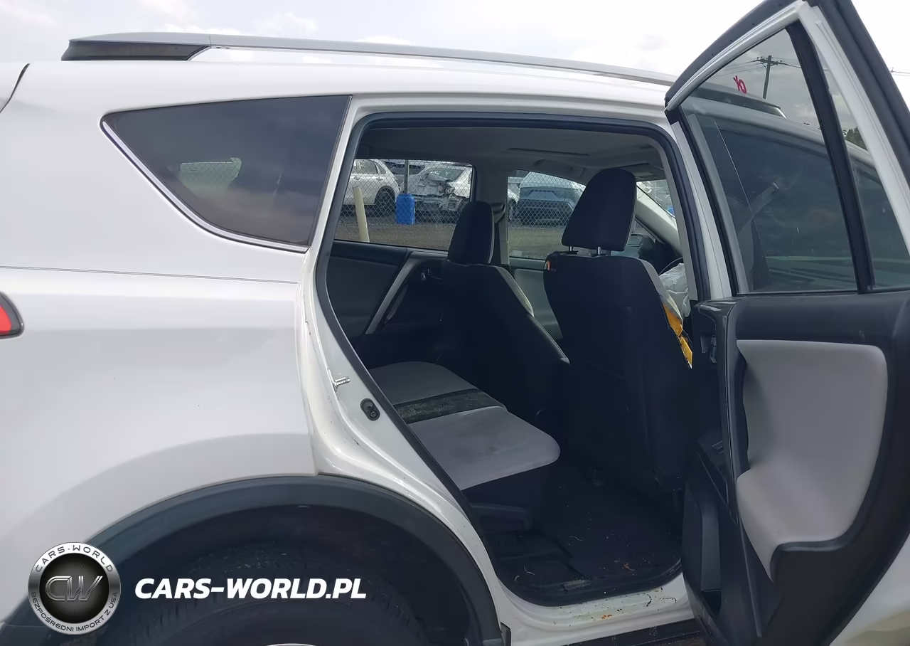 2018 Toyota Rav4 Xle VIN:JTMWFREV8JJ728324 - 8
