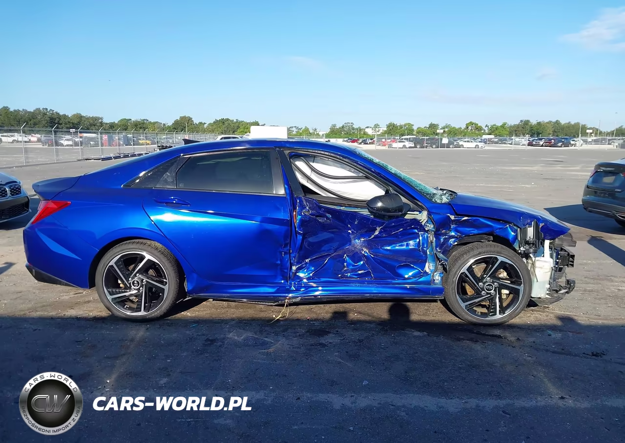 2023 Hyundai Elantra N Line VIN:KMHLR4AF4PU411610 - 13