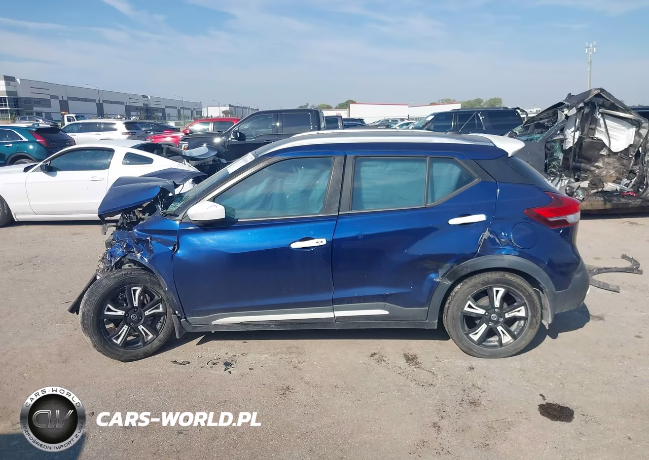 2018 Nissan Kicks Sv VIN:3N1CP5CU9JL544413 - 15