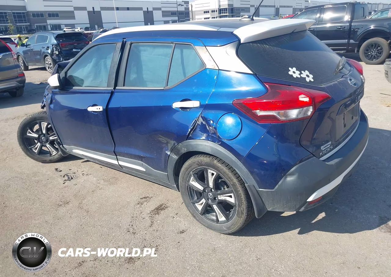 2018 Nissan Kicks Sv VIN:3N1CP5CU9JL544413 - 3