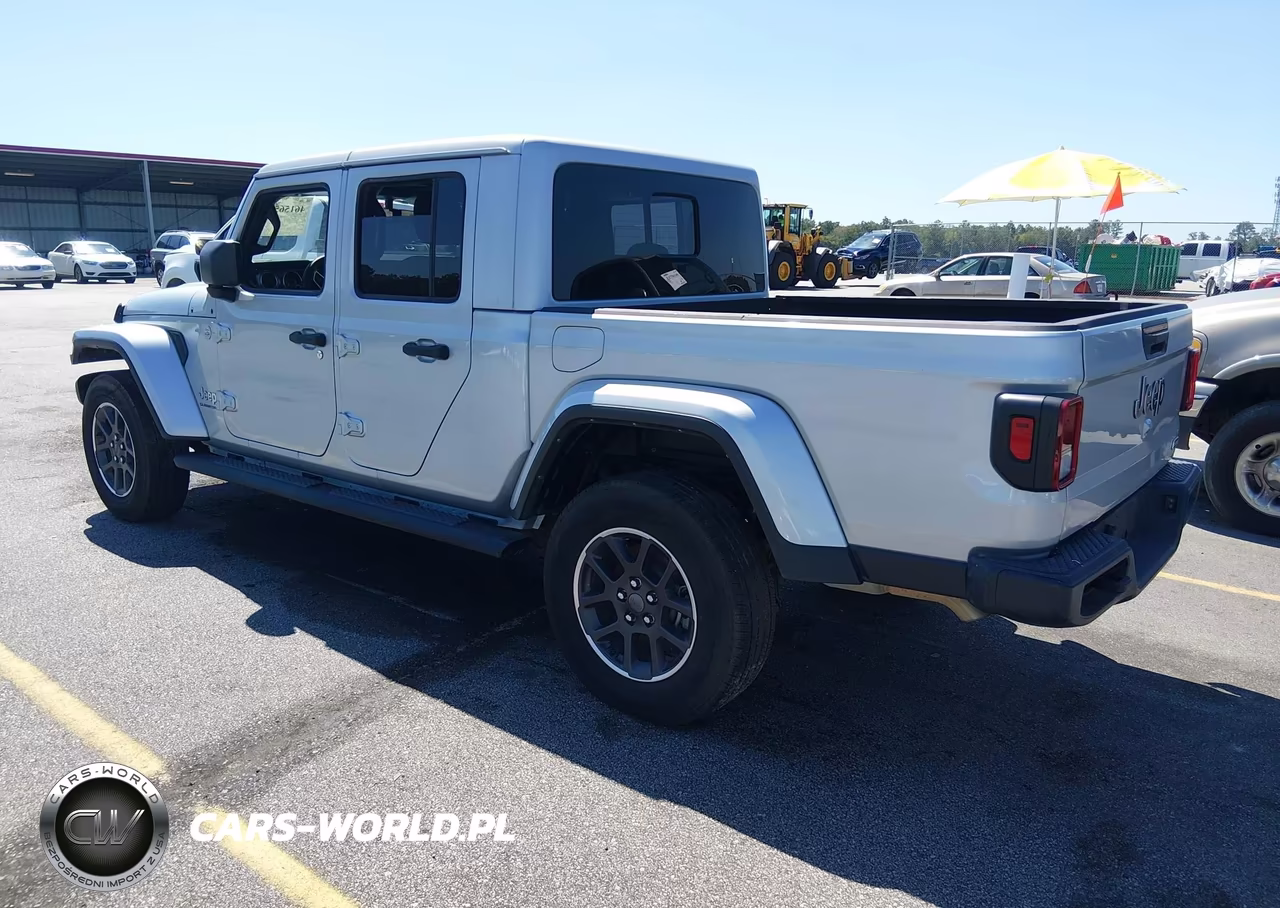 2023 Jeep Gladiator Overland 4X4 VIN:1C6HJTFG6PL514036 - 3