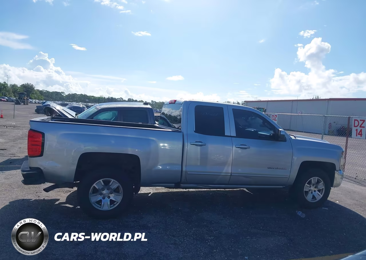 2019 Chevrolet Silverado 1500 Ld Lt VIN:2GCRCPEC6K1104932 - 13