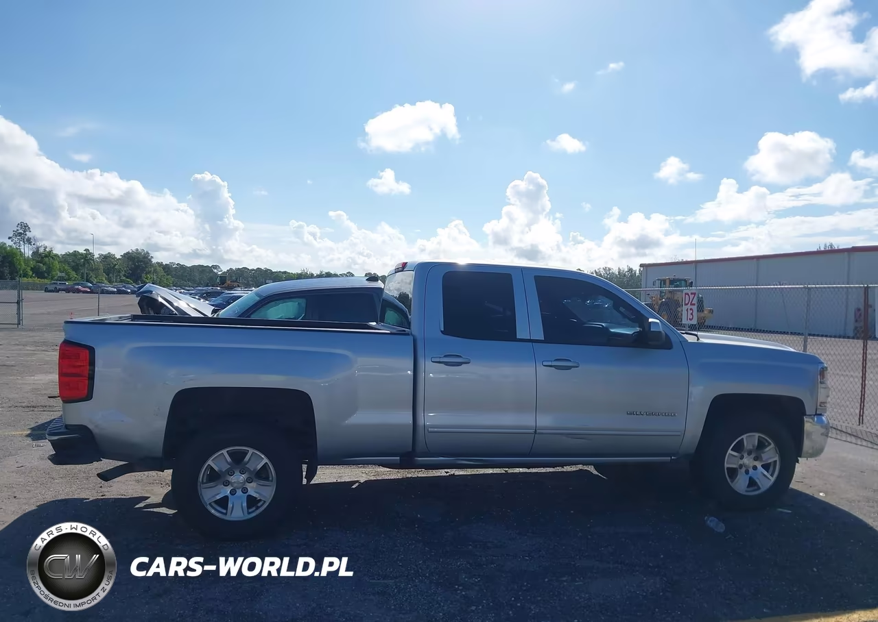 2019 Chevrolet Silverado 1500 Ld Lt VIN:2GCRCPEC6K1104932 - 20