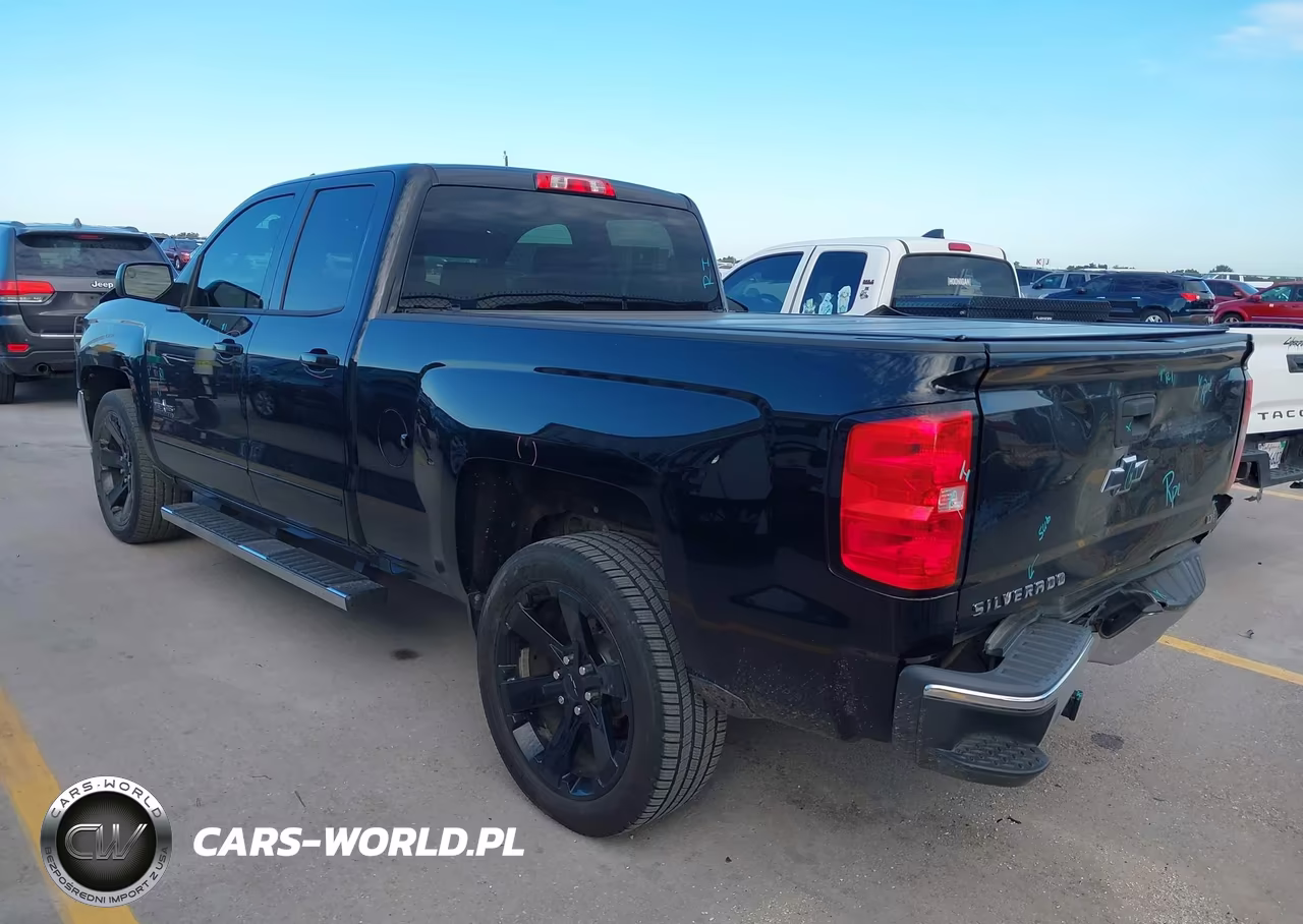 2017 Chevrolet Silverado 1500 1Lt VIN:1GCRCREC6HZ233538 - 3