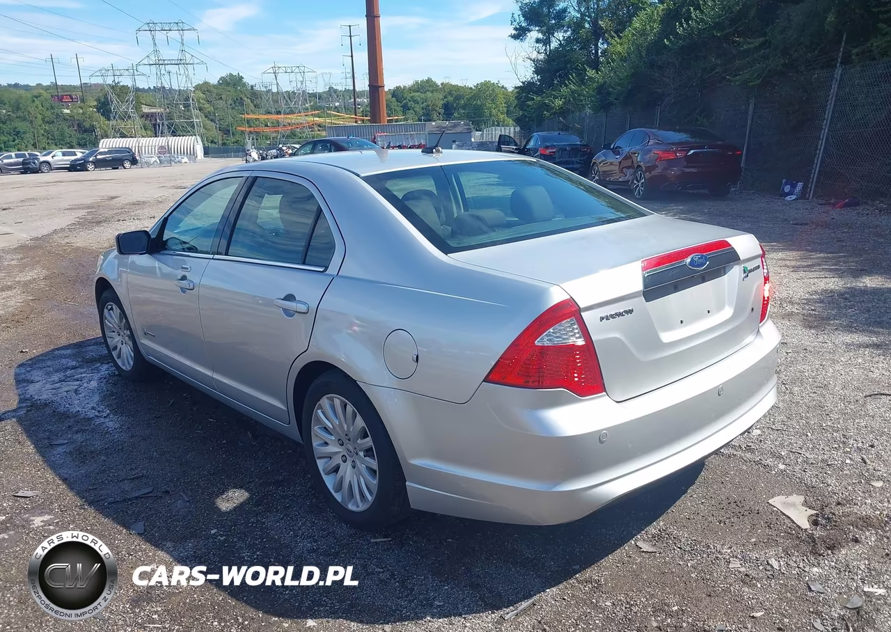 2011 Ford Fusion Hybrid VIN:3FADP0L37BR170674 - 3