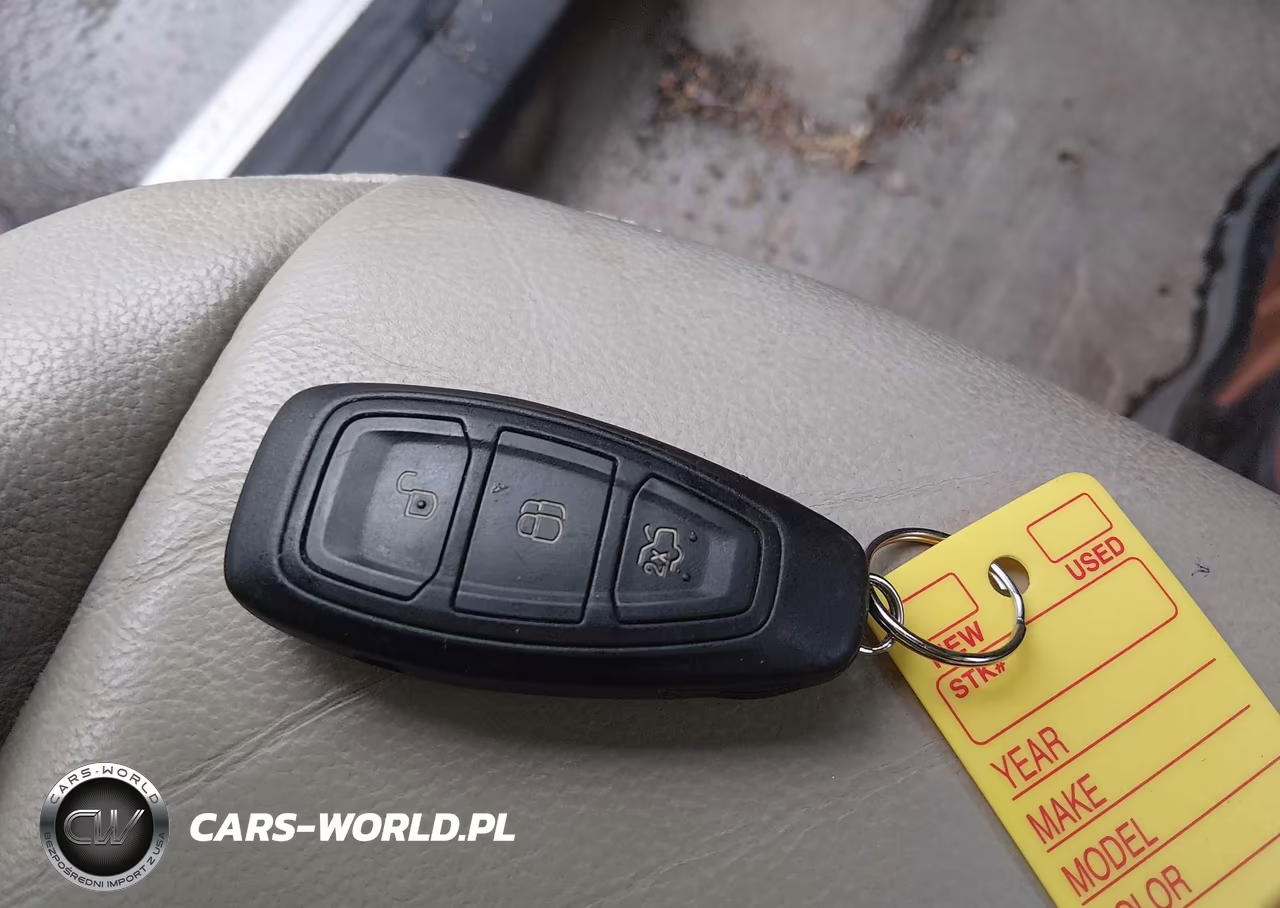 2016 Ford C-Max Hybrid Sel VIN:1FADP5BU0GL115349 - 11
