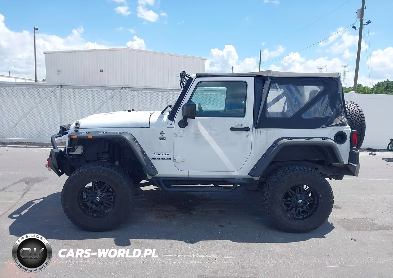 2014 Jeep Wrangler Sport VIN:1C4AJWAG9EL310105 - 13