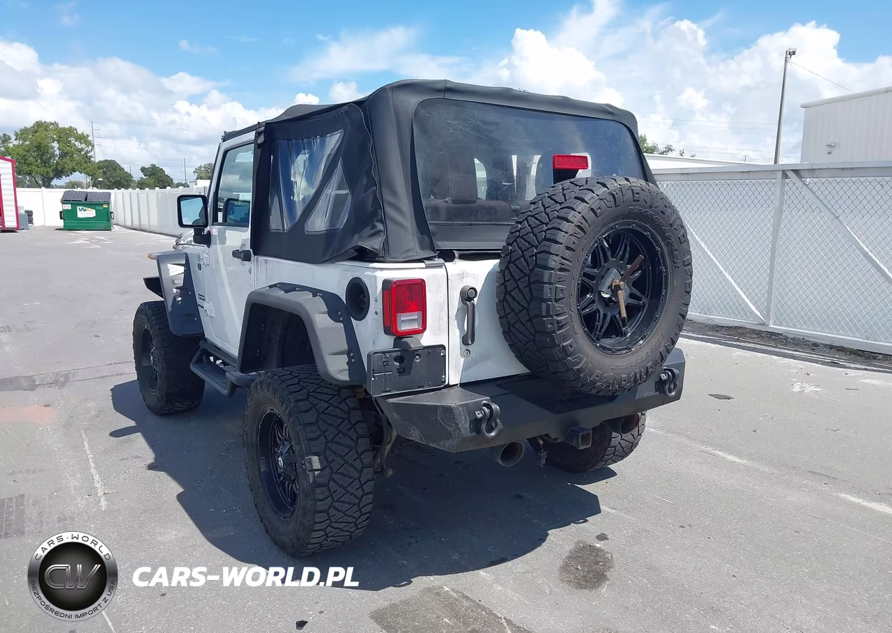 2014 Jeep Wrangler Sport VIN:1C4AJWAG9EL310105 - 3
