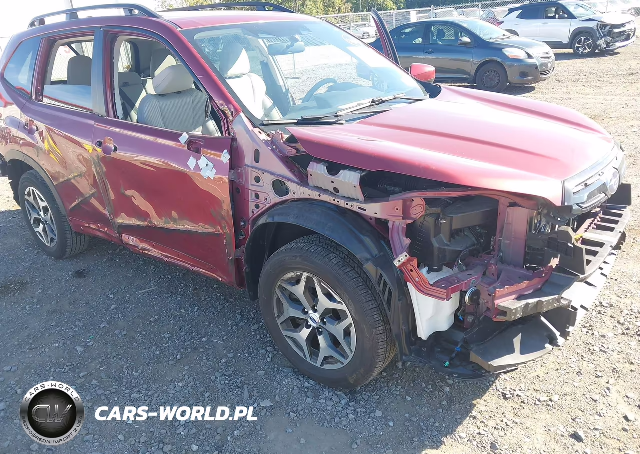 2023 Subaru Forester Premium VIN:JF2SKAECXPH511739 - 6
