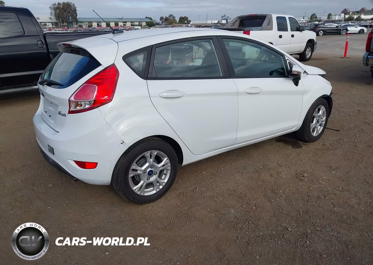 2014 Ford Fiesta Se VIN:3FADP4EJ7EM217061 - 4