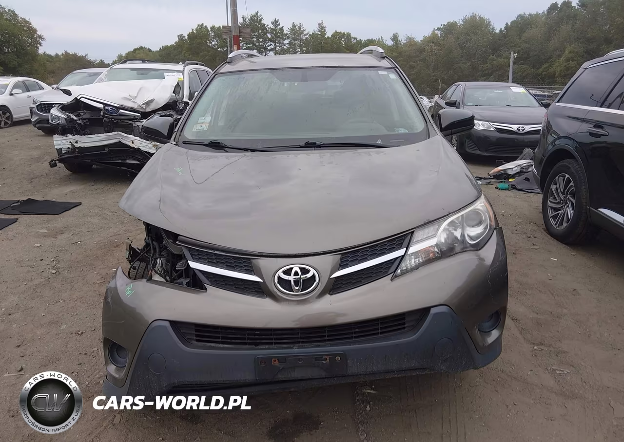 2015 Toyota Rav4 Le VIN:2T3BFREV4FW258154 - 13