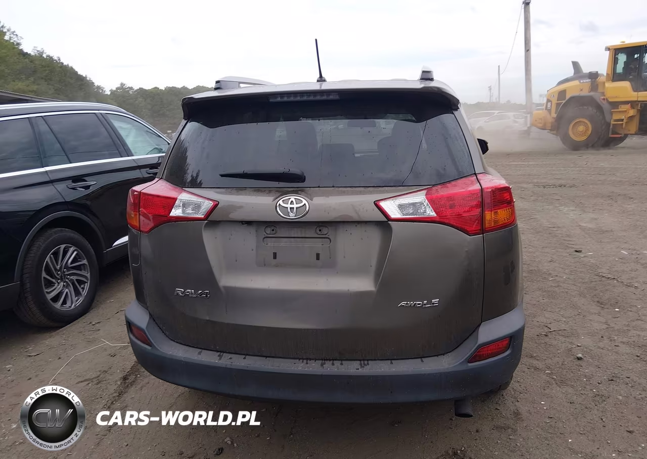 2015 Toyota Rav4 Le VIN:2T3BFREV4FW258154 - 17