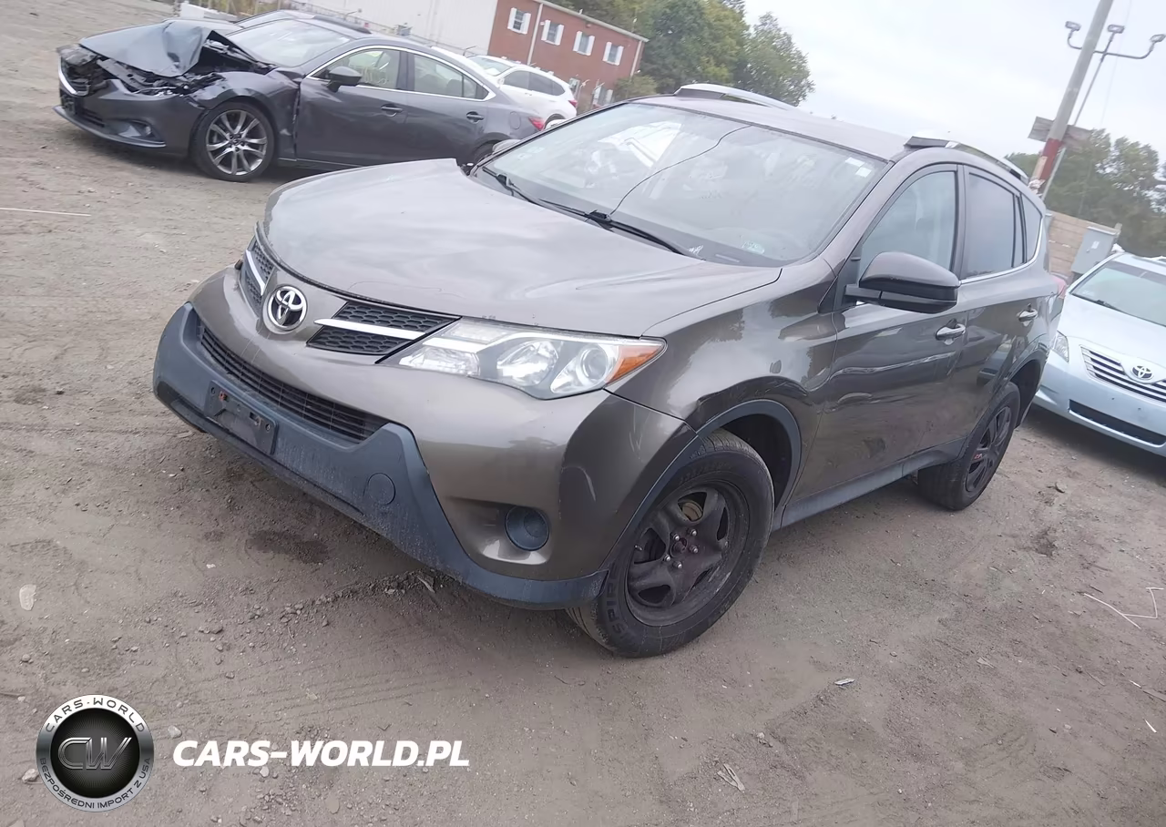 2015 Toyota Rav4 Le VIN:2T3BFREV4FW258154 - 2
