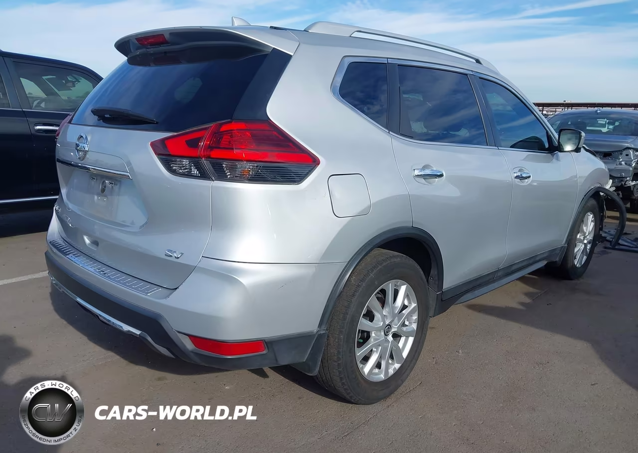 2017 Nissan Rogue Sv VIN:5N1AT2MT3HC872786 - 4