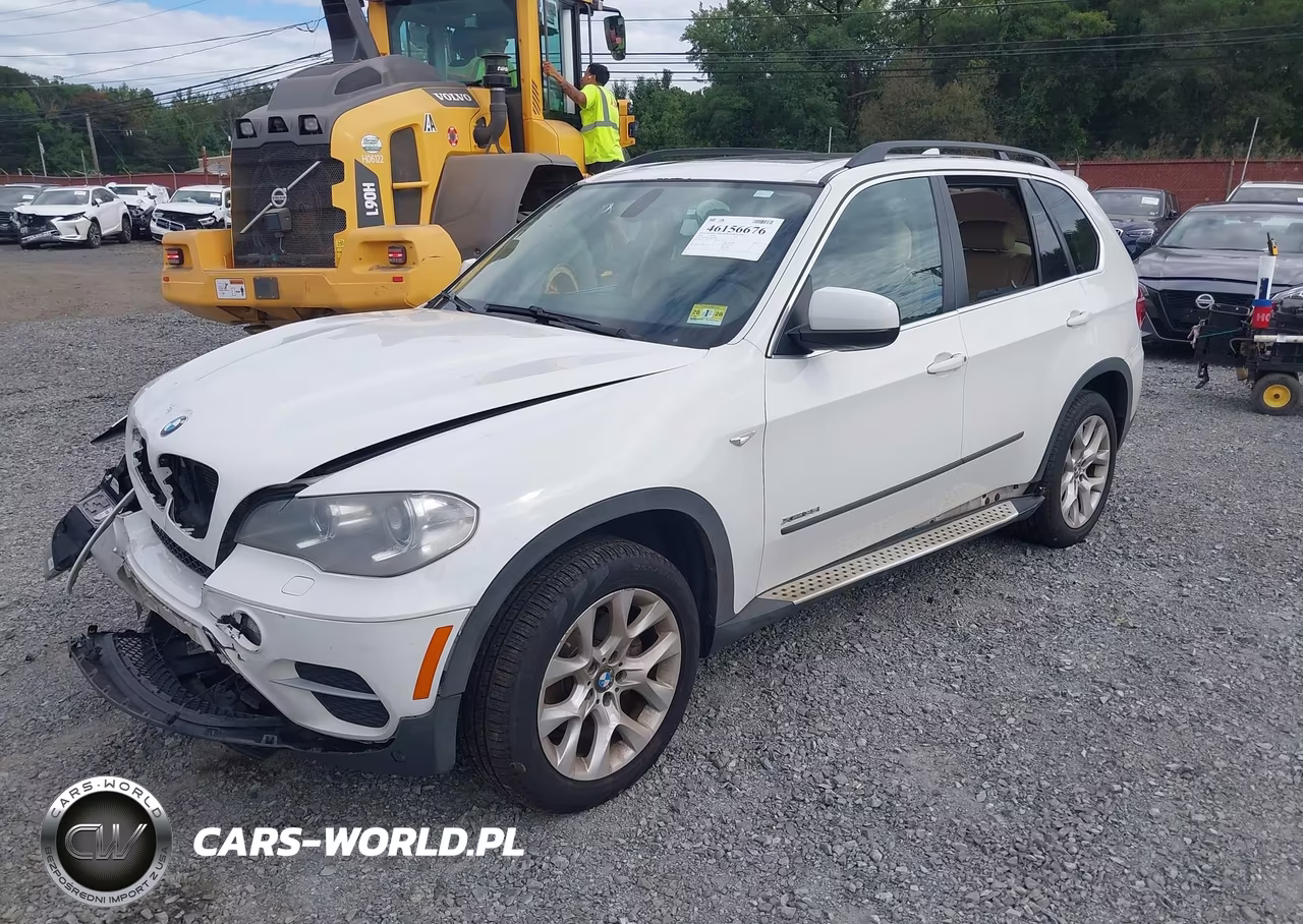 2013 BMW X5 xDrive35I-xDrive35I Premium-xDrive35I Sport Activity VIN:5UXZV4C51D0G54021 - 17
