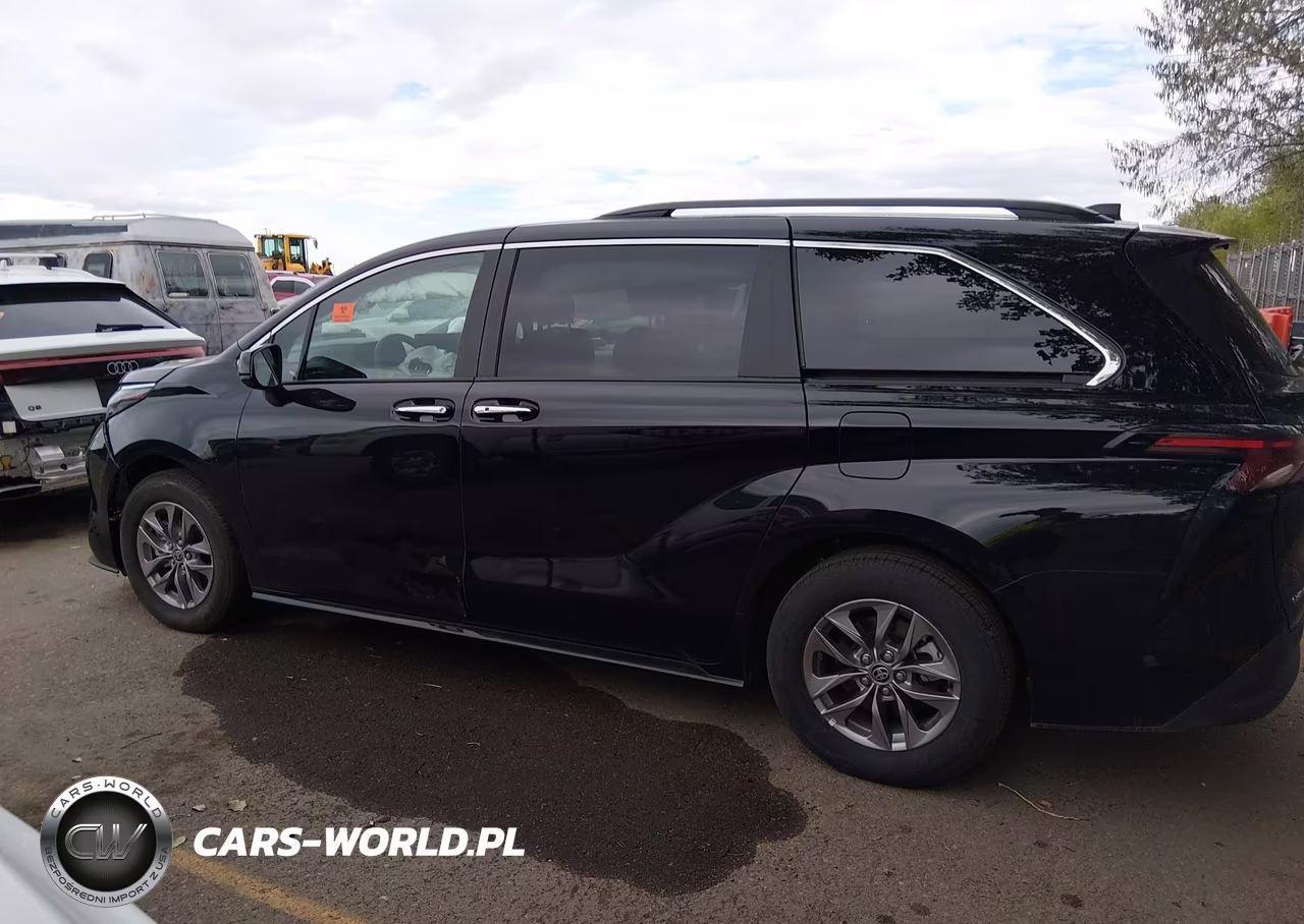 2026 Toyota Sienna Xle VIN:5TDYRKECXTS327370 - 15