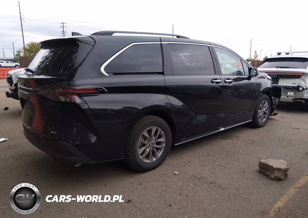 2026 Toyota Sienna Xle VIN:5TDYRKECXTS327370 - 4