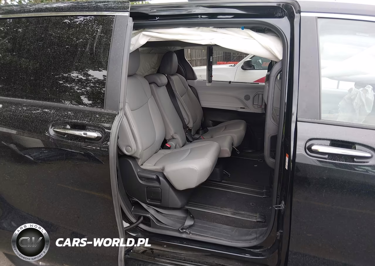 2026 Toyota Sienna Xle VIN:5TDYRKECXTS327370 - 8