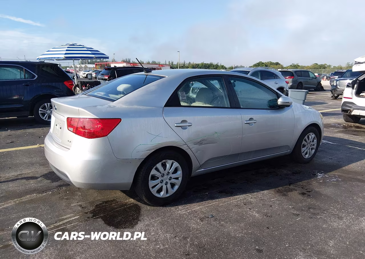 2012 Kia Forte Ex VIN:KNAFU4A25C5509110 - 4