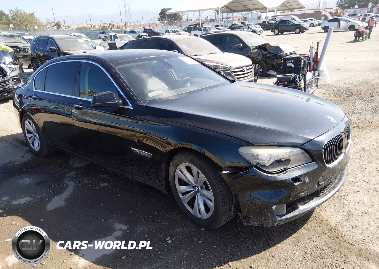 2012 BMW 740Li