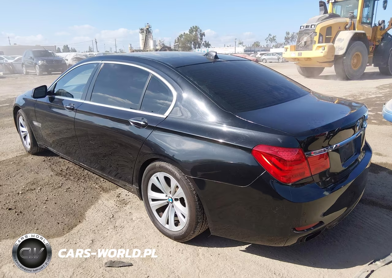 2012 BMW 740Li VIN:WBAKB4C54CC577017 - 3
