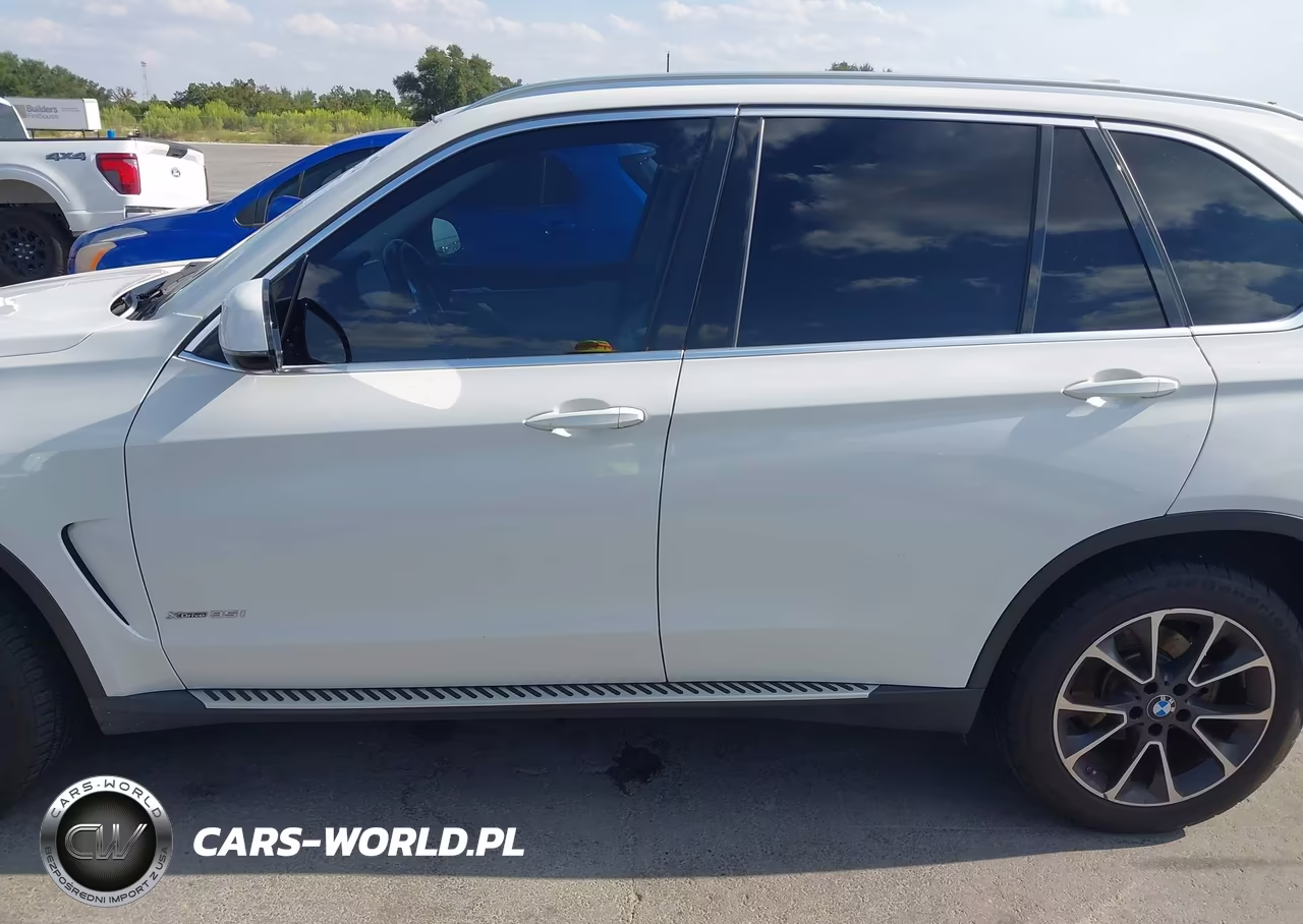 2016 BMW X5 xDrive35I VIN:5UXKR0C59G0P24946 - 14