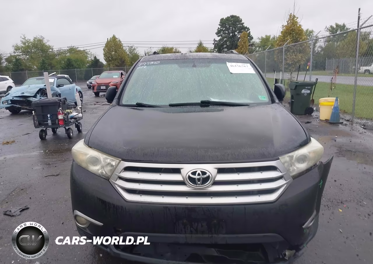 2012 Toyota Highlander Base V6 VIN:5TDBK3EH3CS120749 - 11