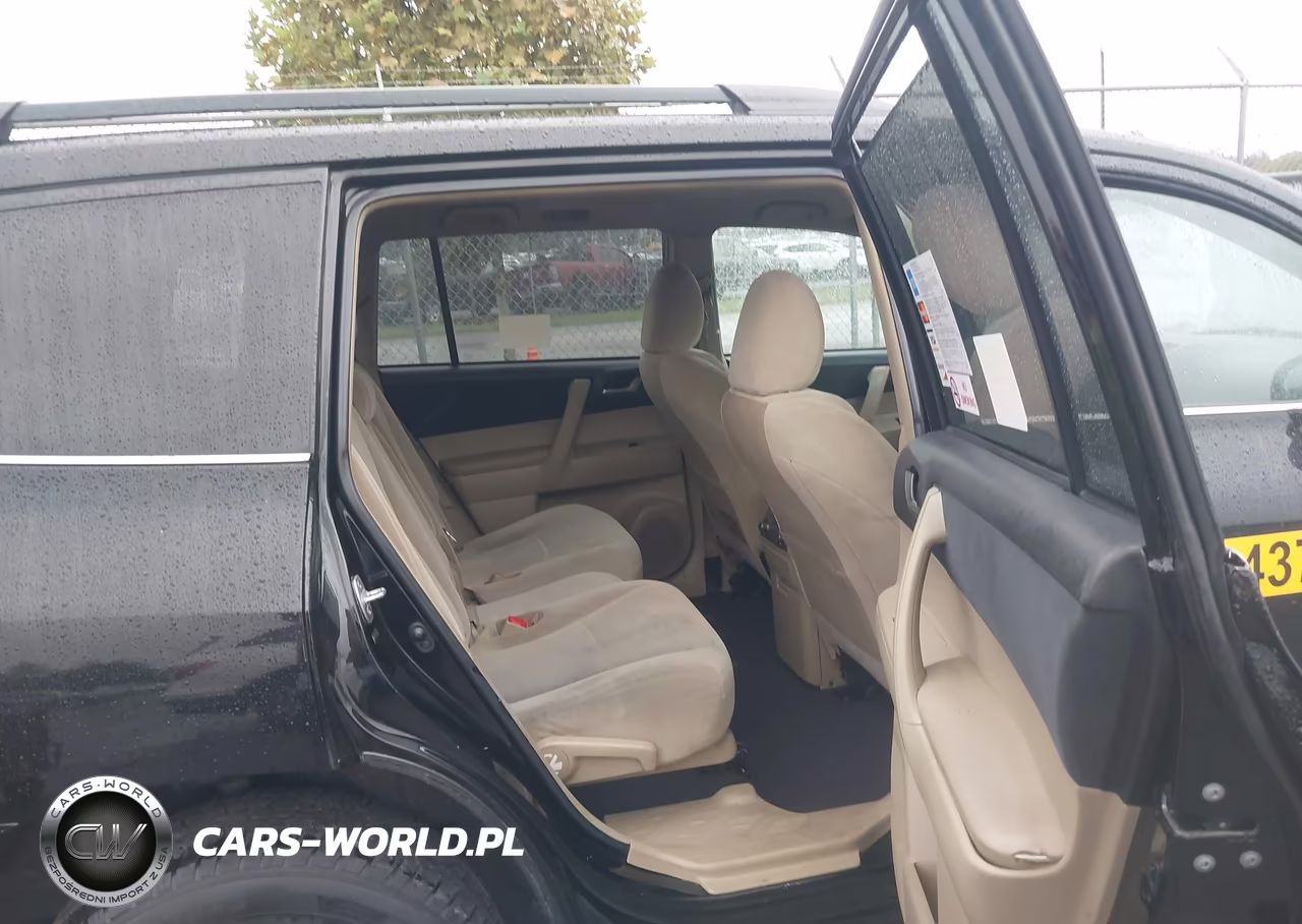 2012 Toyota Highlander Base V6 VIN:5TDBK3EH3CS120749 - 8