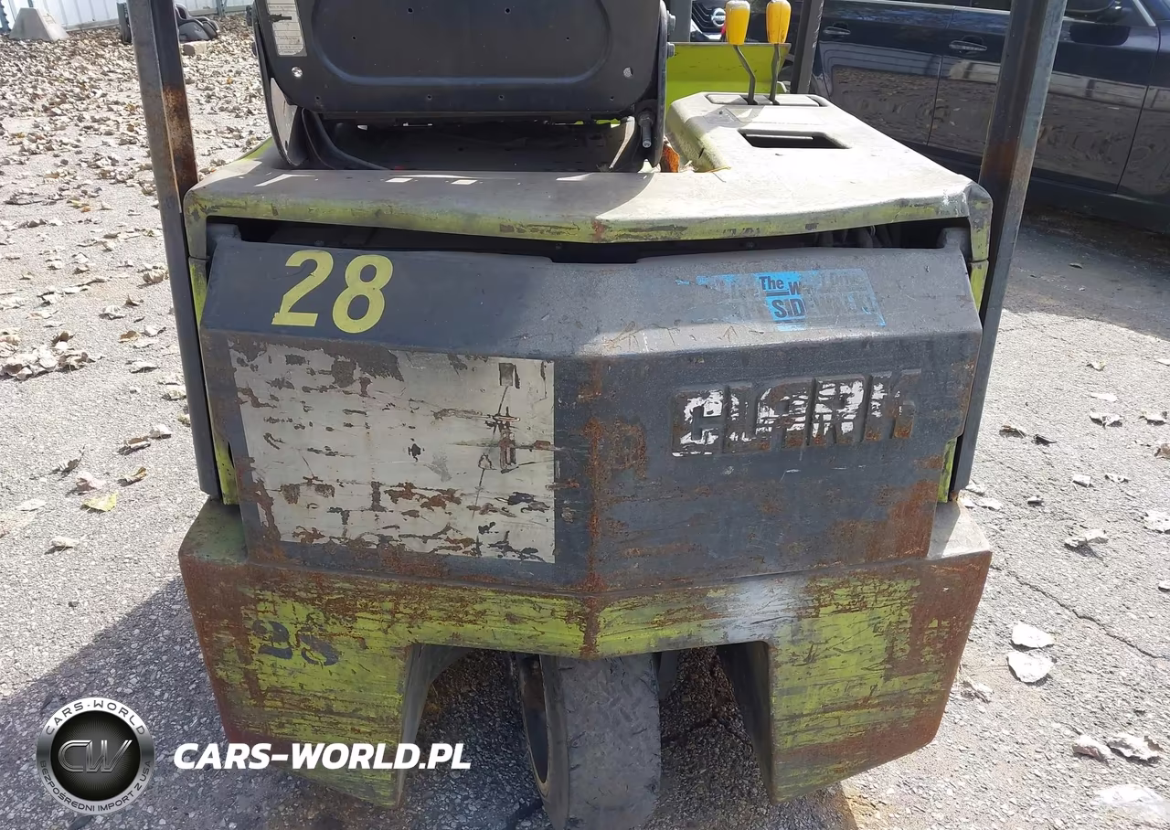 1980 Clark Tm15S Forklift VIN:TM127-0112-4903FA - 16