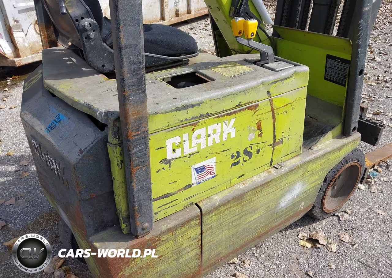 1980 Clark Tm15S Forklift VIN:TM127-0112-4903FA - 4