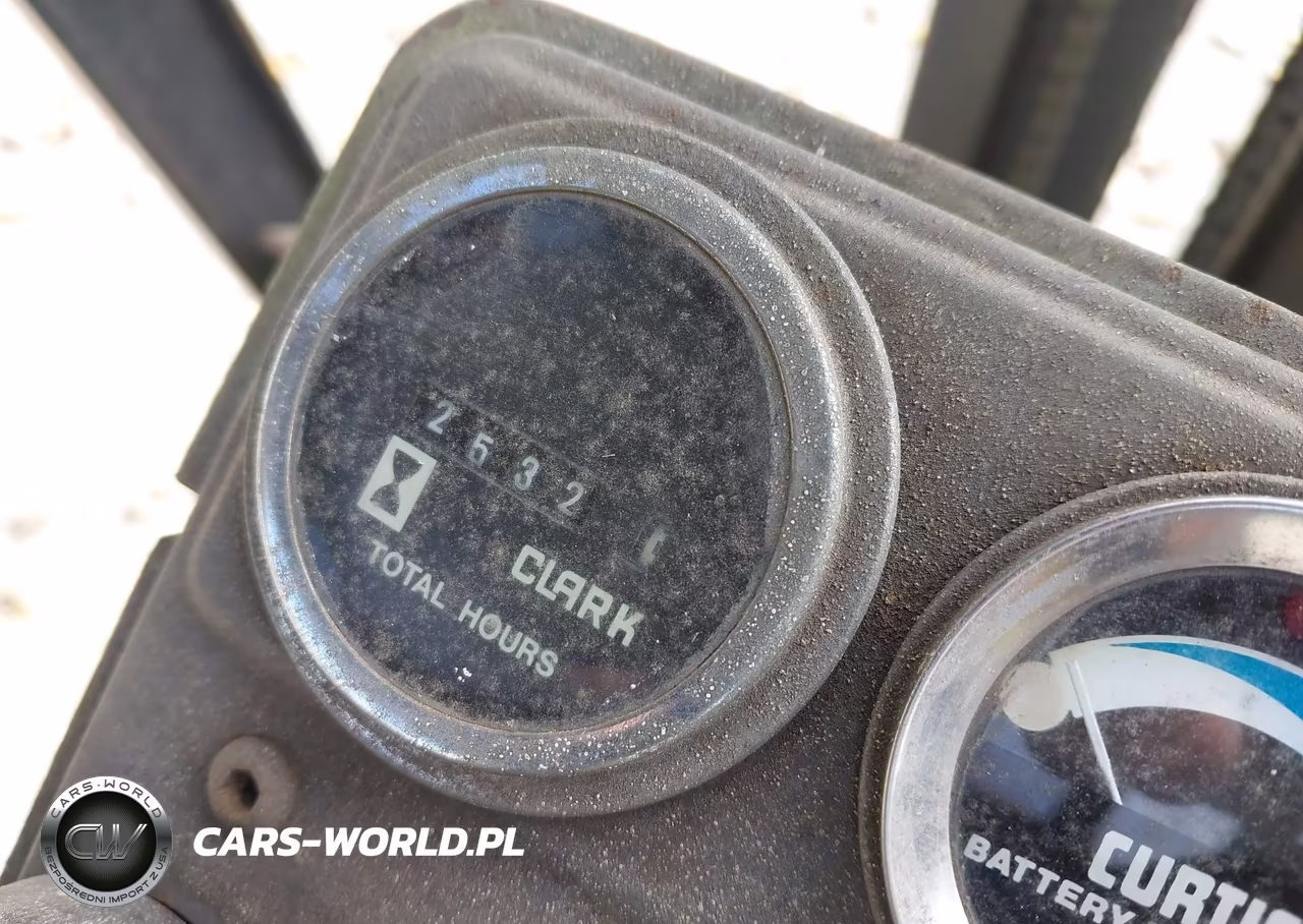 1980 Clark Tm15S Forklift VIN:TM127-0112-4903FA - 7