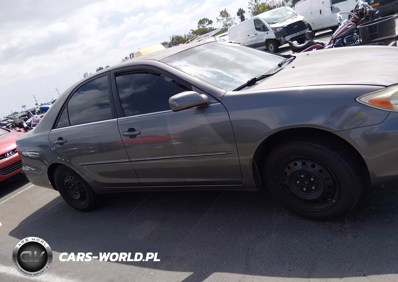 2003 Toyota Camry Xle VIN:4T1BE32K83U699767 - 12