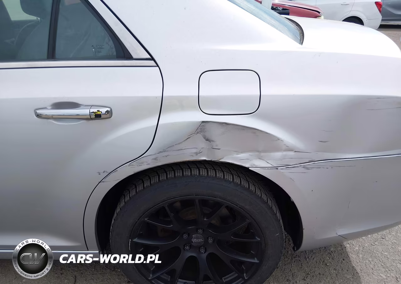 2012 Chrysler 300 Limited VIN:2C3CCACG1CH257062 - 15