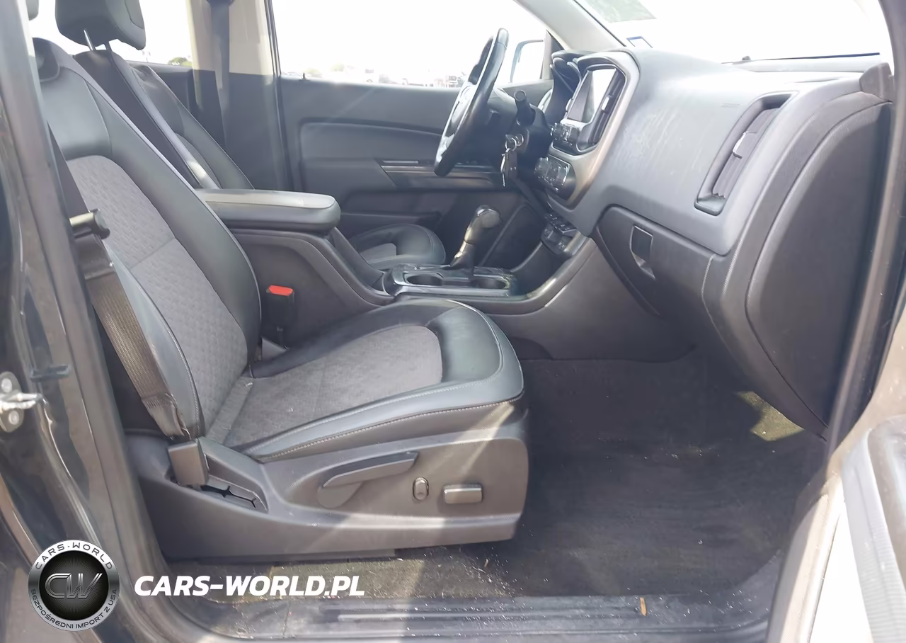 2017 Chevrolet Colorado Z71 VIN:1GCGTDEN7H1328944 - 5