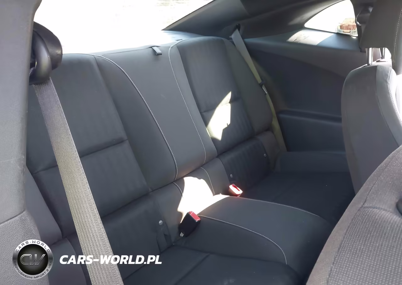 2015 Chevrolet Camaro 2Ls VIN:2G1FB1E3XF9305770 - 8