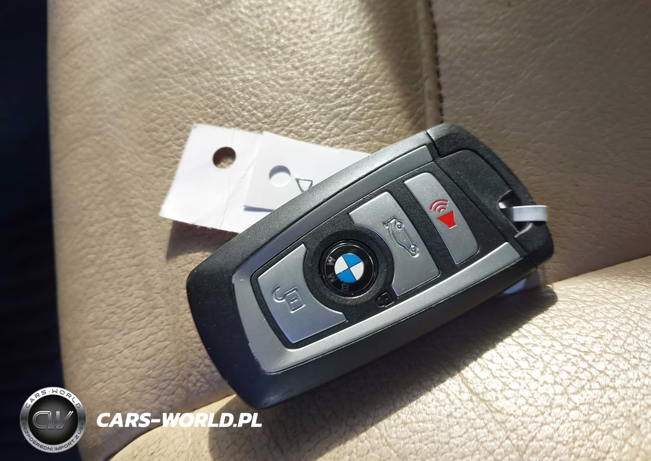 2017 BMW X3 Sdrive28I VIN:5UXWZ7C39H0V87906 - 11