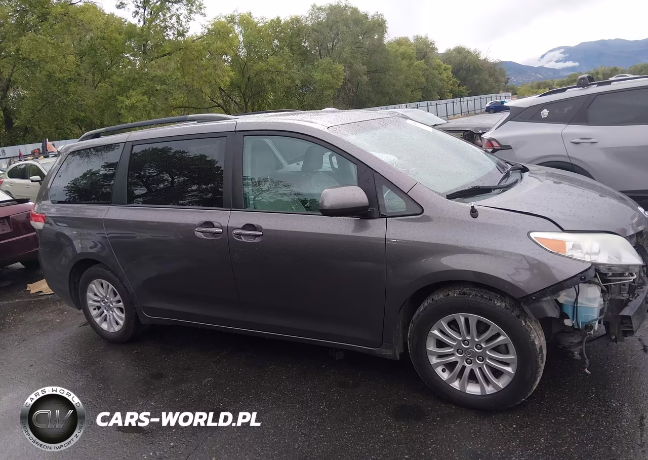 2014 Toyota Sienna Xle V6 8 Passenger VIN:5TDYK3DC5ES500503 - 14