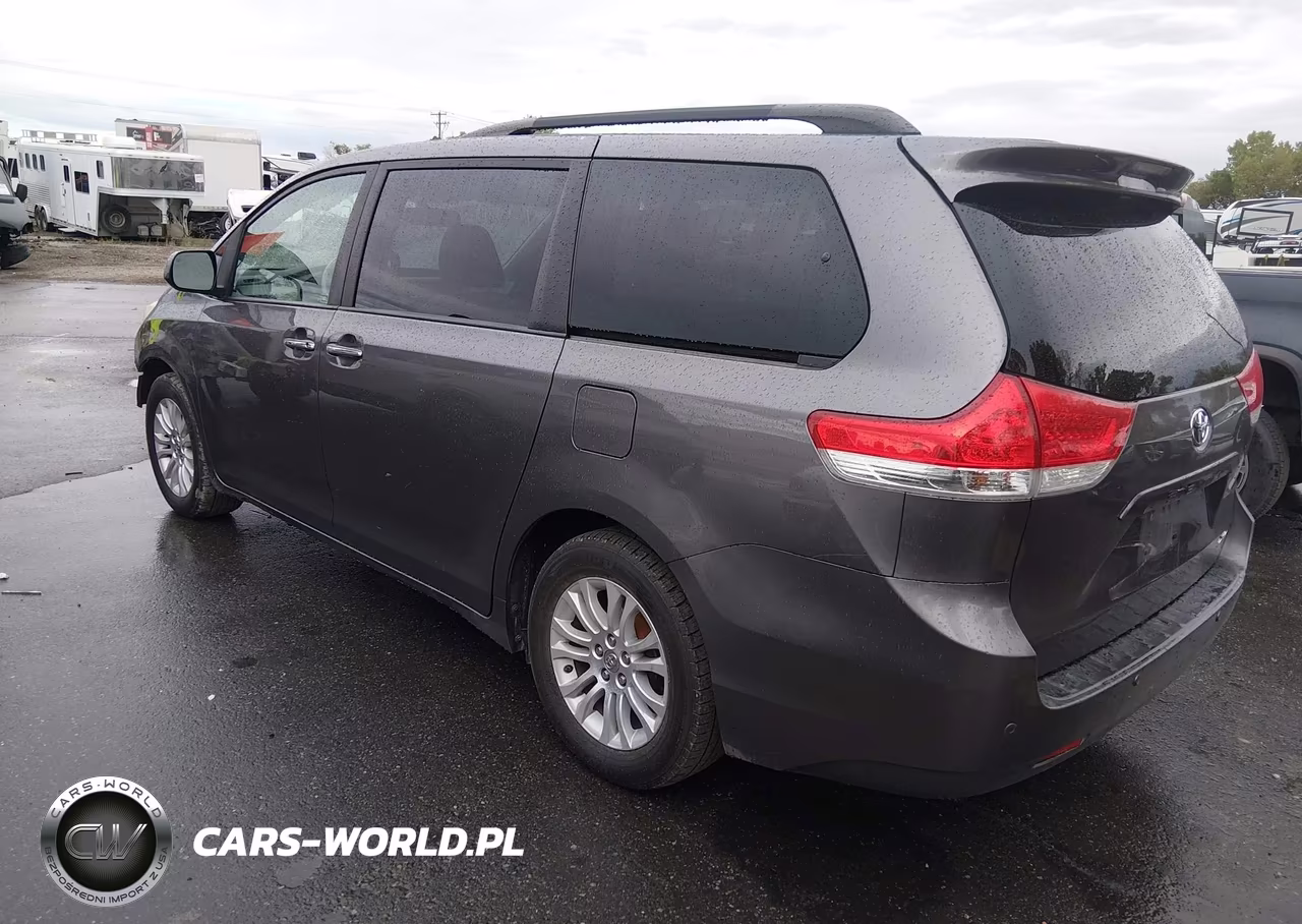 2014 Toyota Sienna Xle V6 8 Passenger VIN:5TDYK3DC5ES500503 - 3