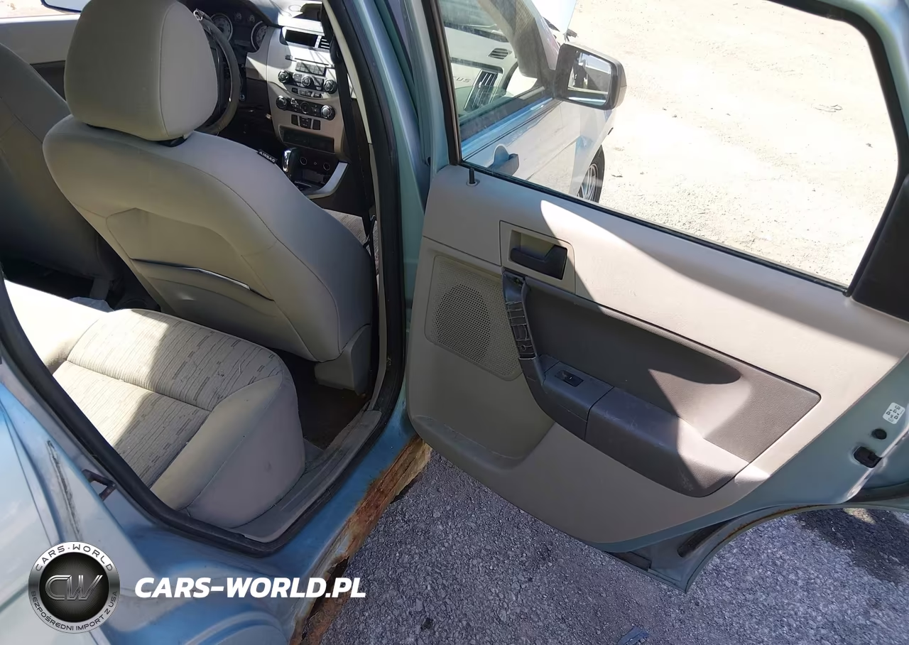 2009 Ford Focus Se VIN:1FAHP35N99W229913 - 8