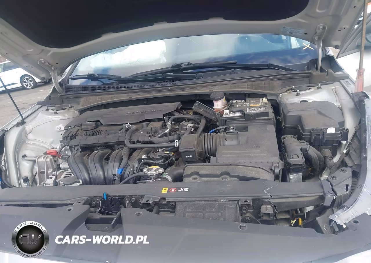 2022 Hyundai Elantra Sel VIN:5NPLS4AG8NH065747 - 10